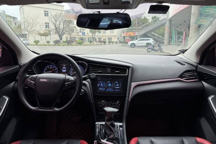 Used Venucia D60 2018 1.6L CVT Smart Connect Elite Edition
