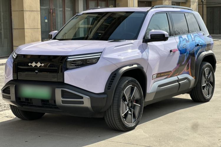 Used Formula Leopard Titanium 3 2025 501KM All-Wheel Drive Intelligent Driving Ultra Version