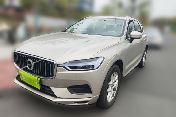 Used Volvo XC60 2019 T5 4x4 Smart Edition China V Standard