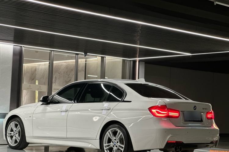 Used BMW 3 Series 2018 320Li Leading Model M Sport Package Exterior 7