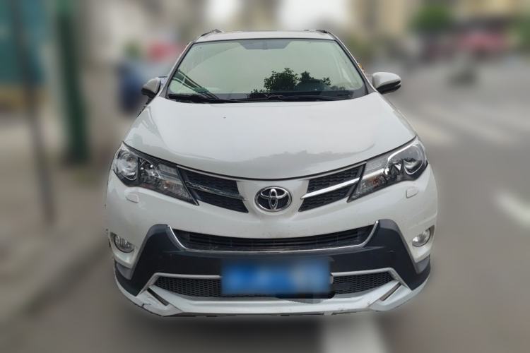 Used Toyota RAV4 2015 2.5L Automatic 4x4 Elite Edition
