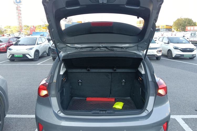 Used Ford Focus 2022 Hatchback EcoBoost 180 Automatic Performance Edition
