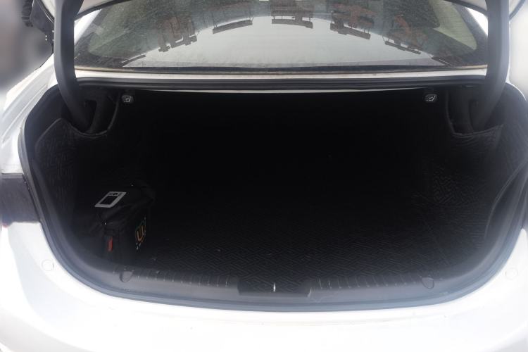 Used Mazda Atenza 2017 2.0L Blue Sky Luxury Edition