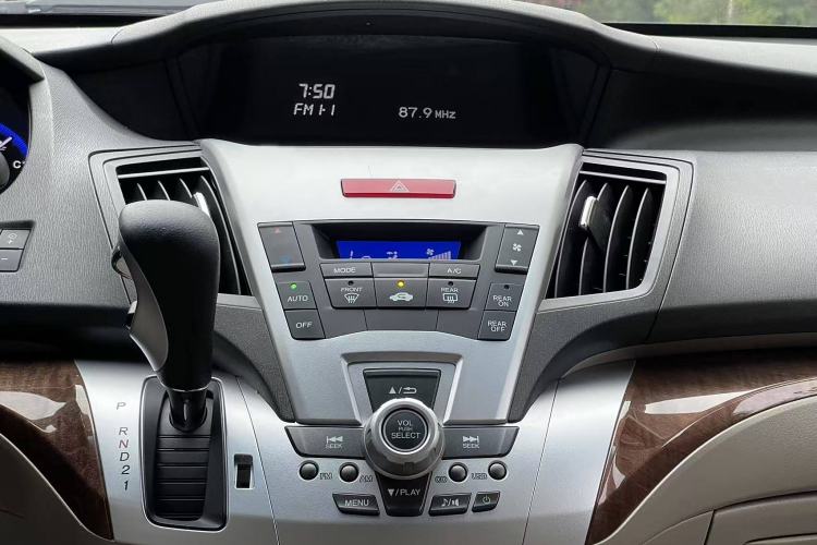 Used Honda Odyssey 2013 2.4L Comfort Edition
