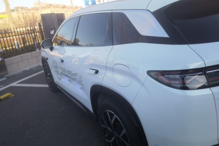 Used BYD Song L DM-i 2025 Intelligent Driving Version 160 km Beyond-Range Type
