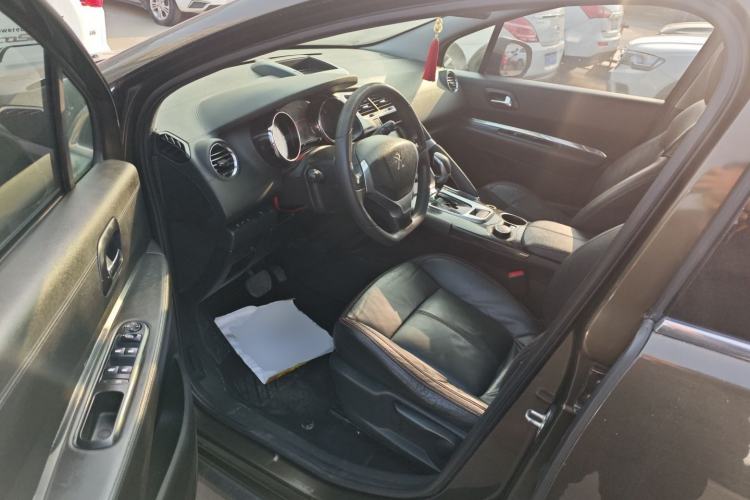 Used Peugeot 3008 2015 1.6THP Automatic Classic Edition