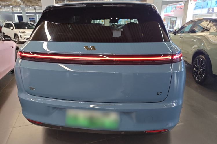 Used Li Auto L7 2023 Air model

