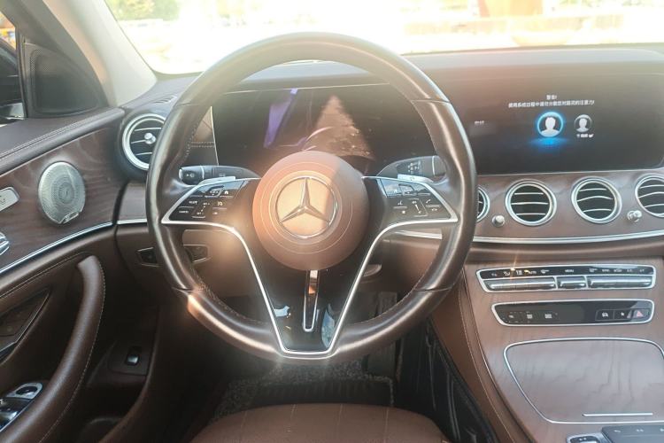 Used Mercedes-Benz E-Class 2021 Restyled E 300 L Luxury Edition Steering Wheel