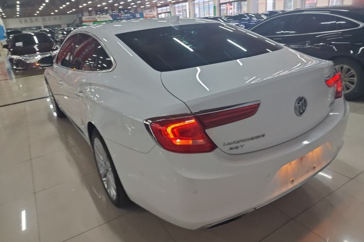 Used Buick LaCrosse 2018 28T Luxury Model