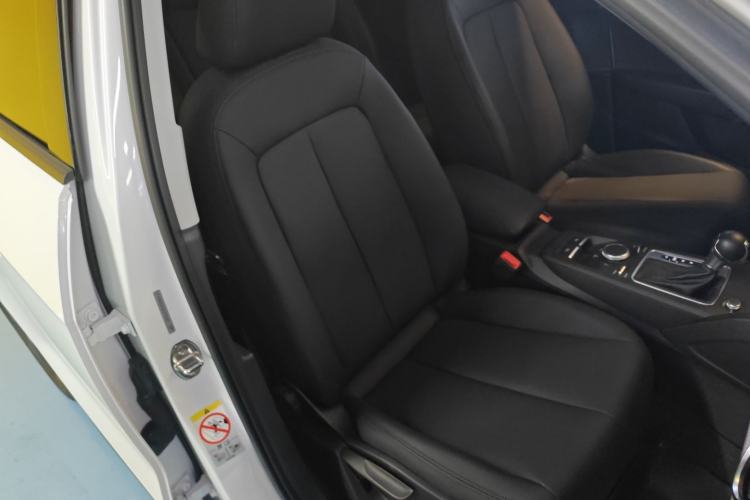 Used Audi Q2L 2020 35 TFSI Ambition Dynamic Edition