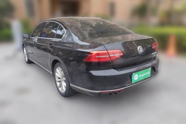 Used Volkswagen Magotan 2017 330TSI DSG Leading Model Rear Left 45 Deg