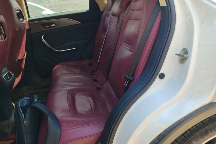 Used Bestune T77 2019 Facelift 230 TID Automatic Luxury Version China V Emission Standard
