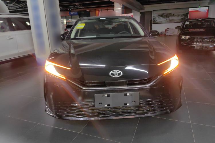 Used Toyota Camry 2024 Dual-Engine 2.5HG Prestige Edition