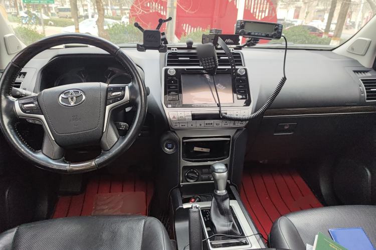 Used Toyota Prado 2018 3.5L Automatic TX-L NAVI with Rear-Mounted Spare Tire Center Console