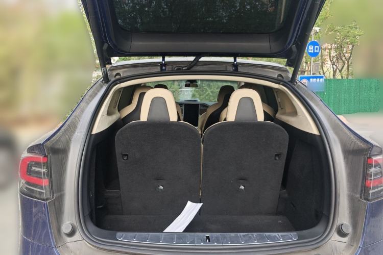 Used Tesla Model X 2017 X 100D Long Range Edition Trunk