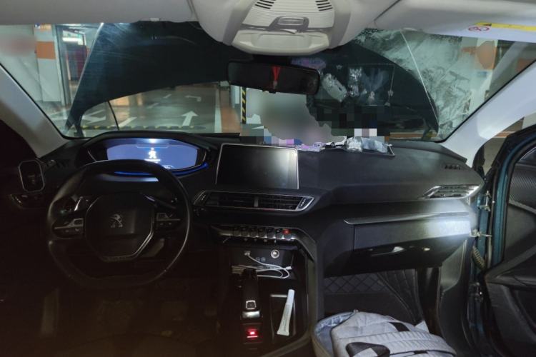 Used Peugeot 5008 2017 380THP 7-Seater Elite Edition
