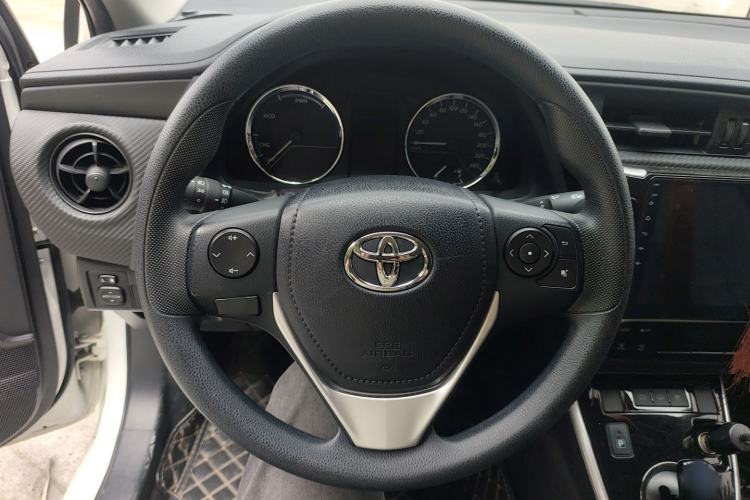 Used Toyota Levin Hybrid E+ 2019 1.8L PH GS E-CVT Elite Edition Steering Wheel