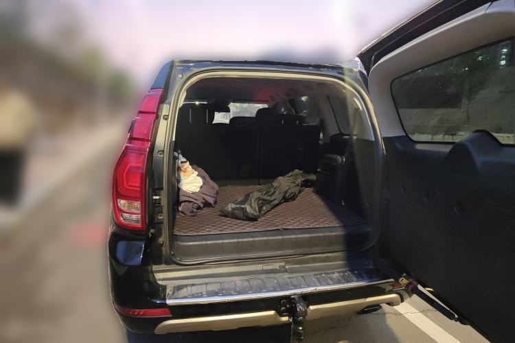 Used Haval H9 2015 2.0T Four-Wheel Drive Standard Model 7 Seats
