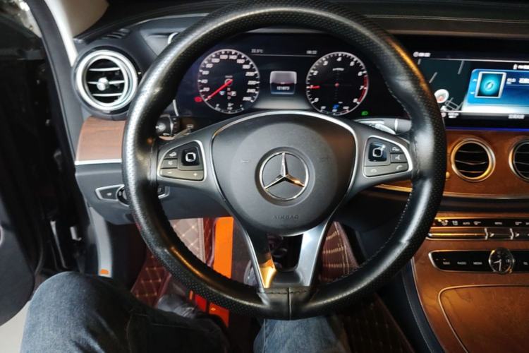 Used Mercedes-Benz E-Class 2016 E 200 L
