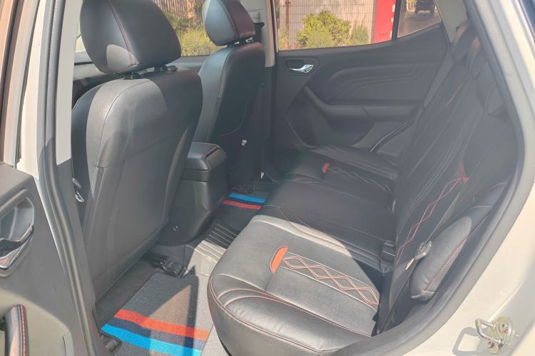 Used Soueast DX3 2018 1.5L Manual Luxury Model