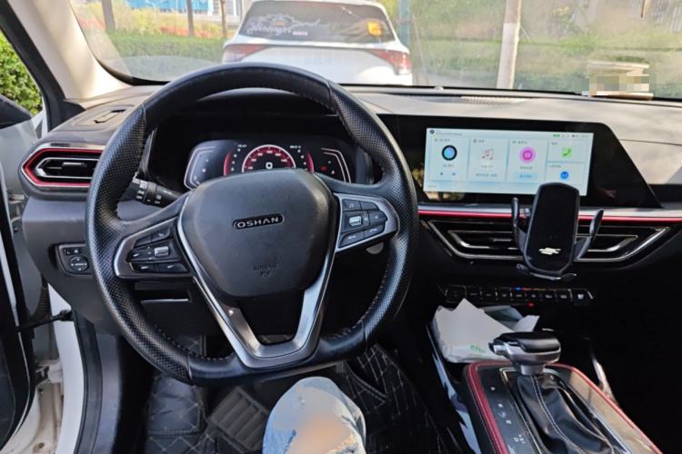 Used CHANGAN OSHAN X5 2021 1.5T DCT Prestige Edition Steering Wheel