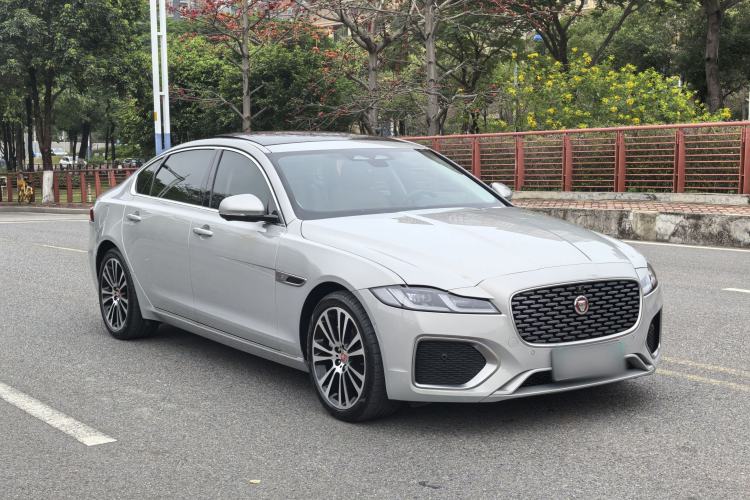 Used Jaguar XFL 2024 2.0T P250 Two-Wheel Drive Prestige Luxury Edition