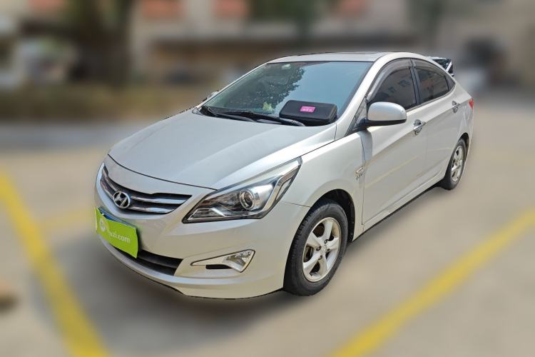 Used Hyundai Verna (older generation) 2014 1.4L Automatic Leading-Edge GLX