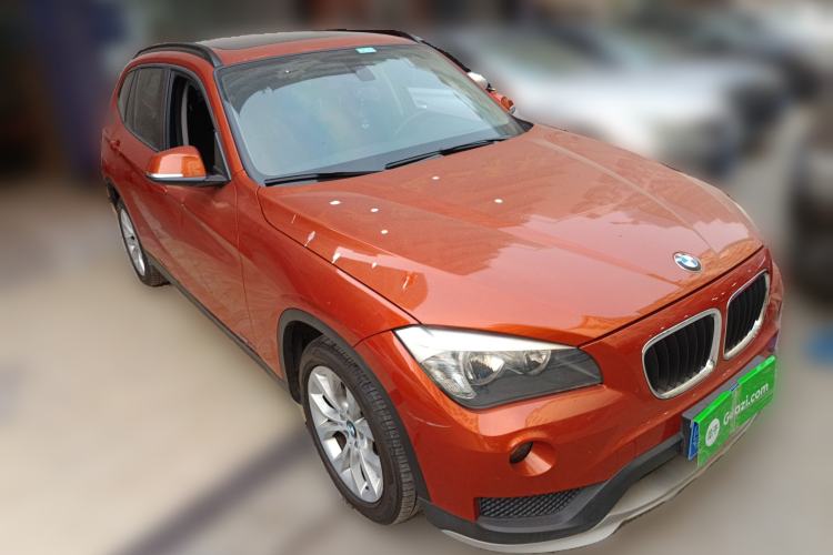 Used BMW X1 2014 sDrive18i Fashion Model Front Right 45 Deg