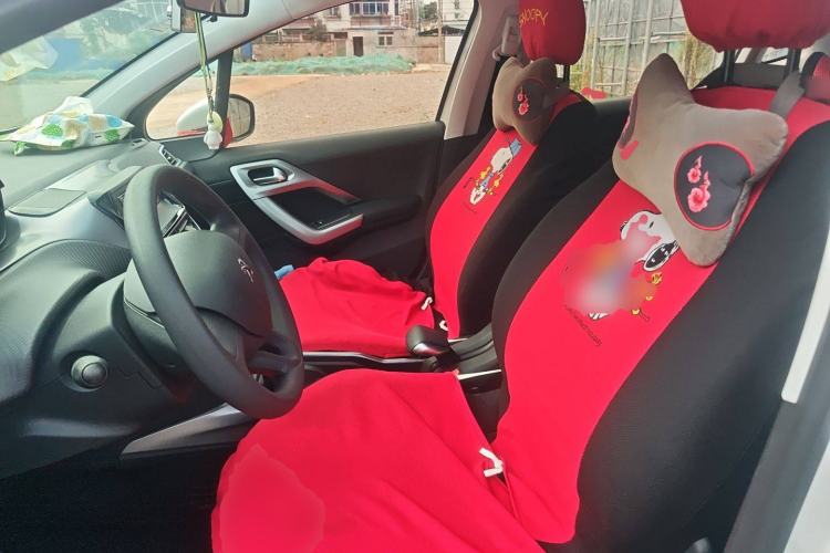 Used Peugeot 2008 2015 1.6L Automatic Playcool Edition Left Front Seat