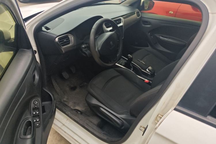 Used Peugeot 301 2017 1.6L Manual Comfort Edition
