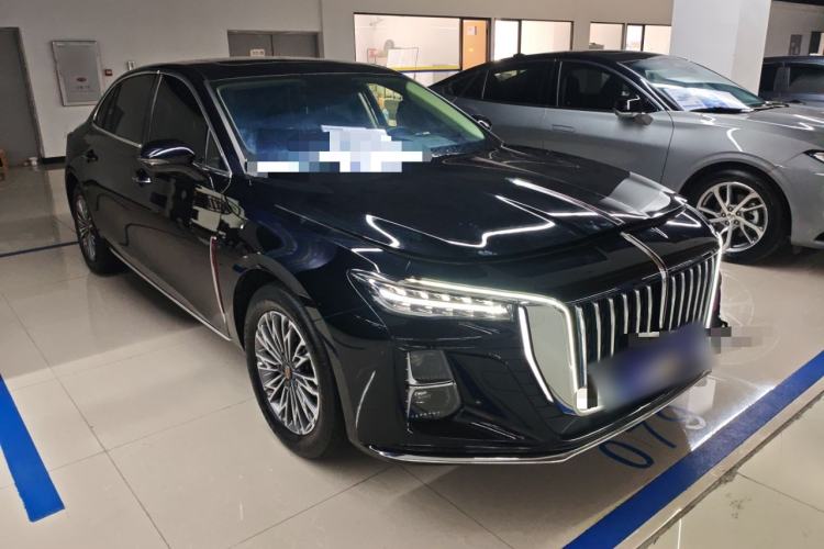 Used Hongqi H5 2024 1.5T DCT Smart Connect Flagship Edition Front Right 45 Deg