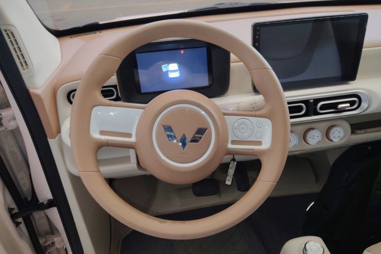 Used Wuling Hongguang MINIEV 2024 3rd Generation 215km Youth Edition