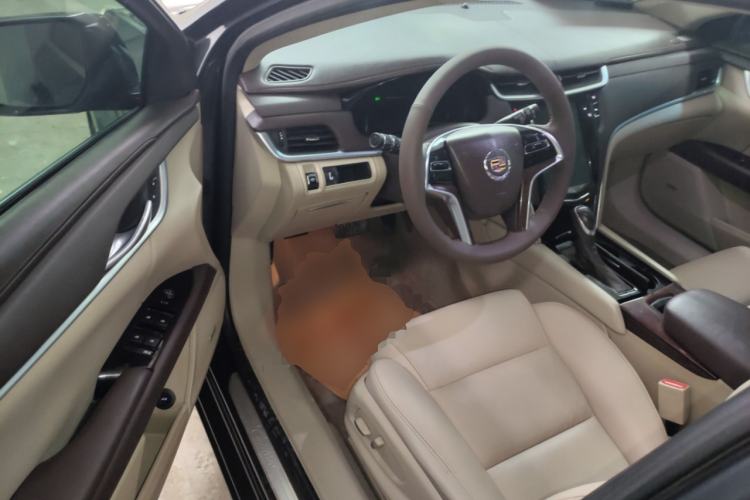 Used Cadillac XTS 2015 28T Comfort Model Driver Seat