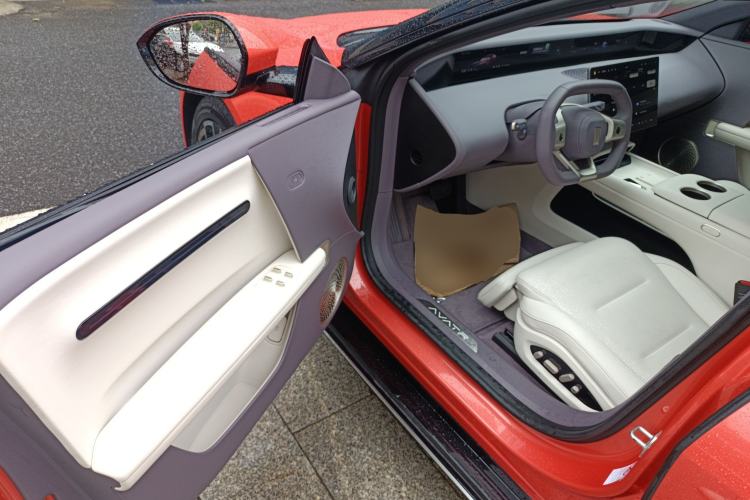 Used Avatr 06 2025 Pro Range-Extended Edition