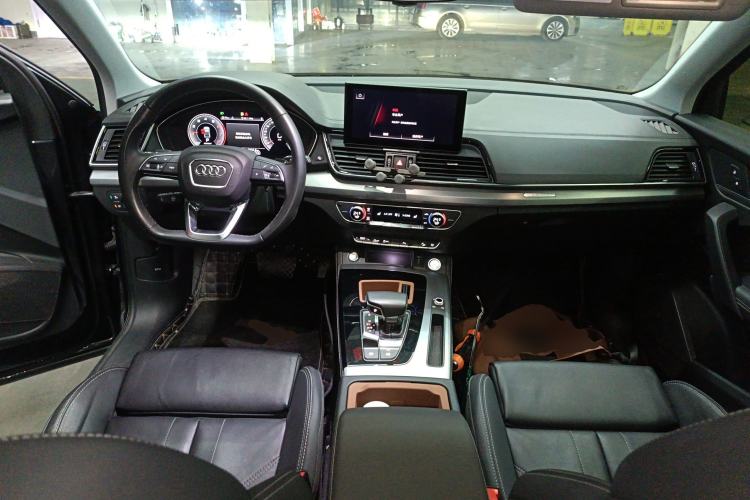 Used Audi Q5L 2022 40T Fashionable and Dynamic Model
