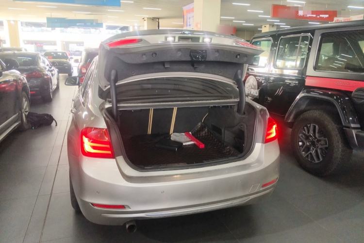 Used BMW 3 Series 2015 320Li Fashion Model