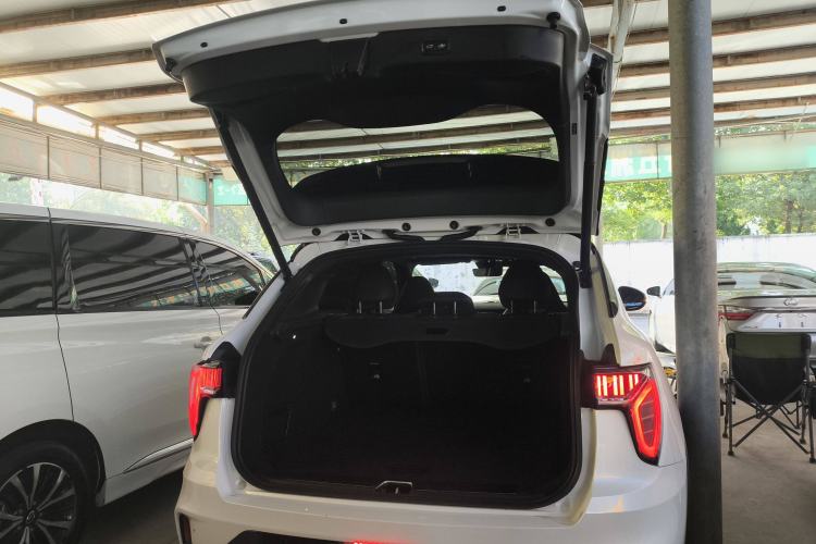 Used Lynk & Co 01 EM-P 2021 1.5TD PHEV Halo Trunk