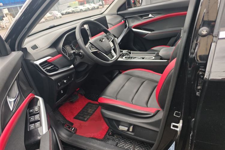 Used SOL X8 2021 300T DCT Leading Smart Connectivity Version 7 Seats
