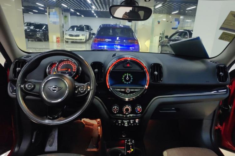 Used MINI Countryman 2019 1.5T COOPER ALL4 Classic Weekend Travel Edition
