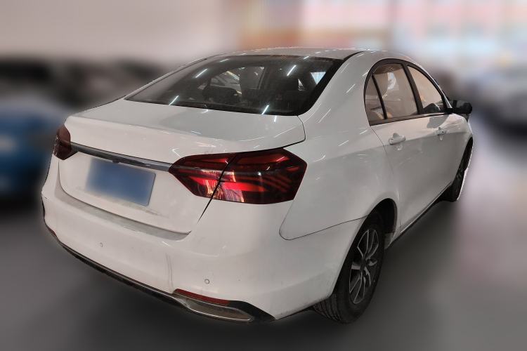 Used Geely Auto Emgrand 2019 Leading Edition 1.5L Manual Luxury Model China V Standard Rear Right 45 Deg
