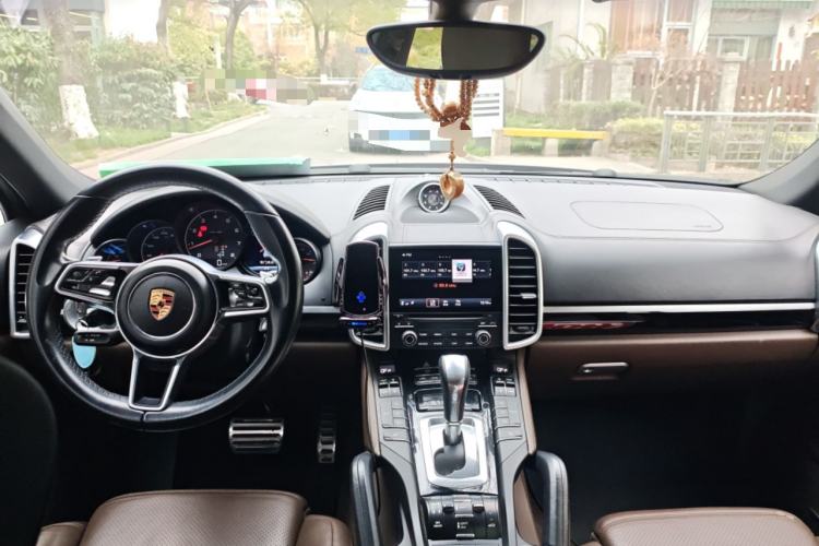 Used Porsche Cayenne 2016 Cayenne Platinum Edition 3.0T