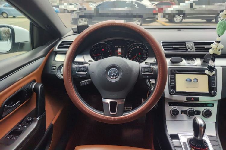Used Volkswagen FAW-Volkswagen CC 2013 2.0 TSI Luxury Model Steering Wheel