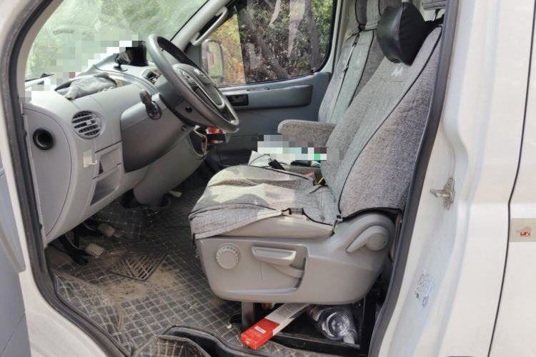 Used SAIC MAXUS Xintu V80 