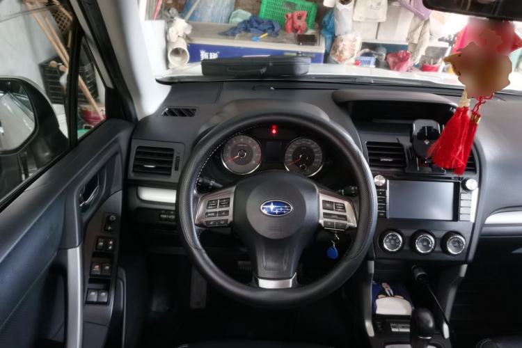 Used Subaru Forester 2013 2.5i Automatic Elite Edition Steering Wheel