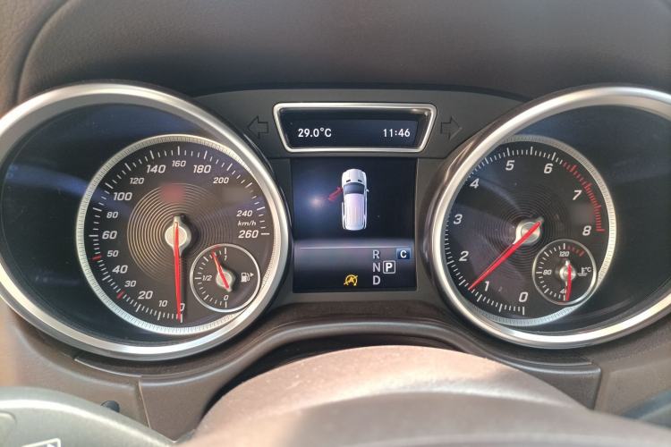 Used Mercedes-Benz GLE 2017 GLE 320 4MATIC Dynamic Model Instrument Cluster