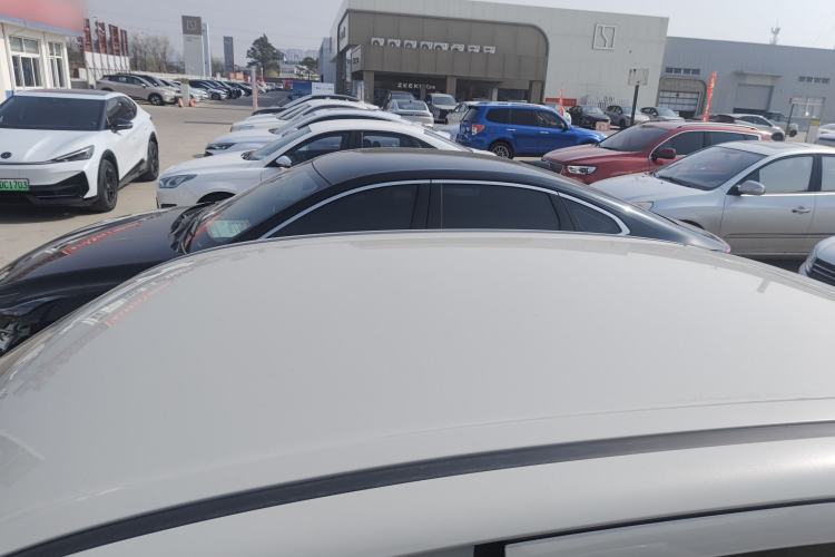 Used Wuling Hongguang MINIEV 2025 Four-Door Version Premium Edition Roof