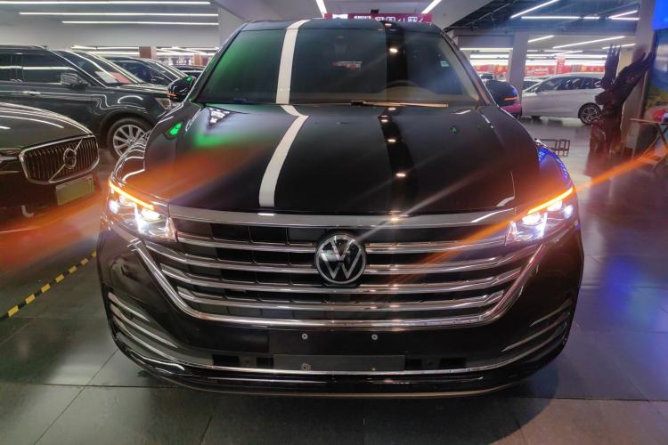 Used Volkswagen Viloran 2024 380TSI Premium Edition
