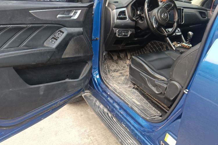 Used Great Wall Poer 2019 2.0T Commercial Version Manual Diesel 4x4 Elite Long-Box GW4D20M Driver Seat