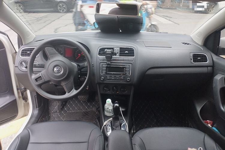 Used Volkswagen Polo 2013 1.6L Automatic Comfort Edition