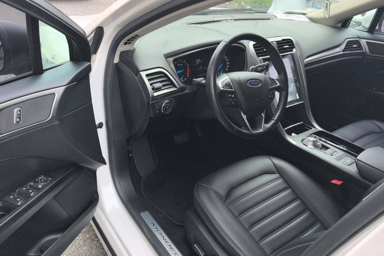 Used Ford Mondeo 2018 EcoBoost 200 Smart Control Fashion Model China V Standard